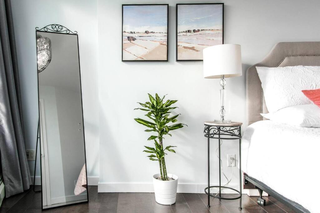 Downtown 1 Bedroom Water View Condo Vancouver Eksteriør bilde